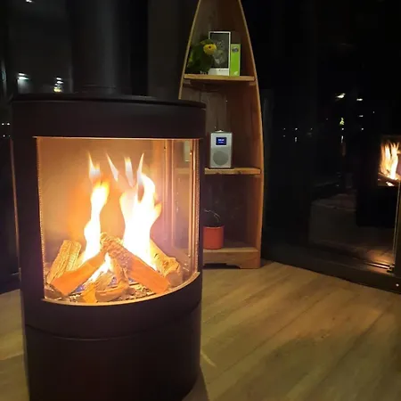 בית נופש Floatinghouse Marama - Lp10 פנמינדה